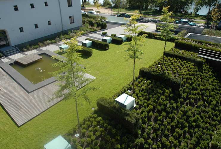 Petra Hirsch - Gartenplanung - Grün auf einer Tiefgarage