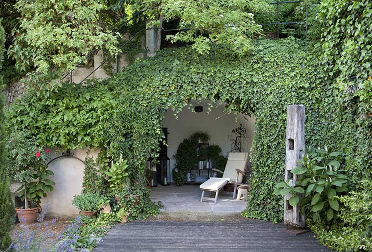 Petra Hirsch - Gartenplanung - Hofgarten im Rheingau